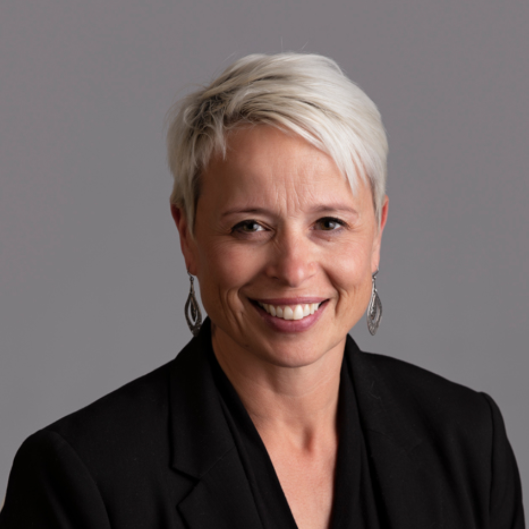 RoAnna McLenahen.png